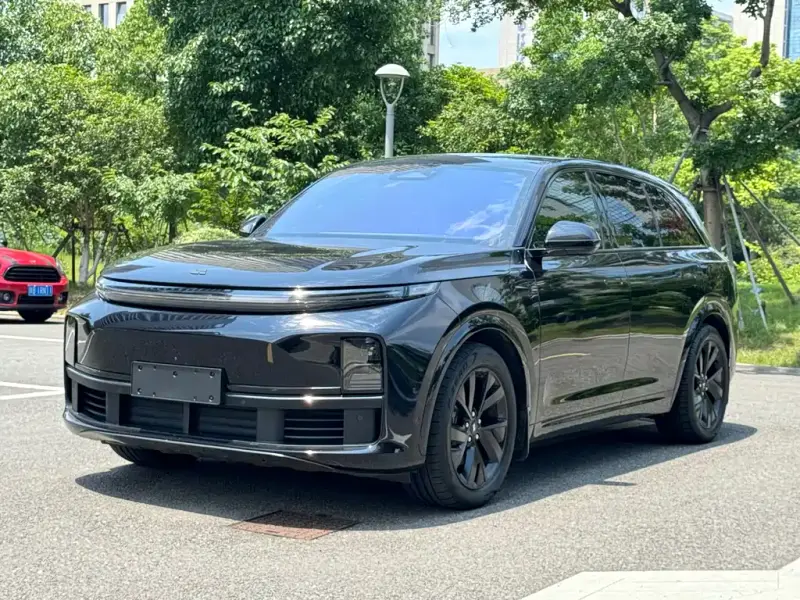 Li Auto L8