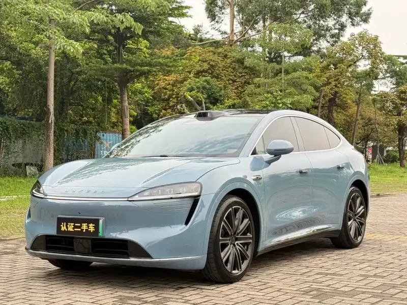 Luxeed Zhijie R7