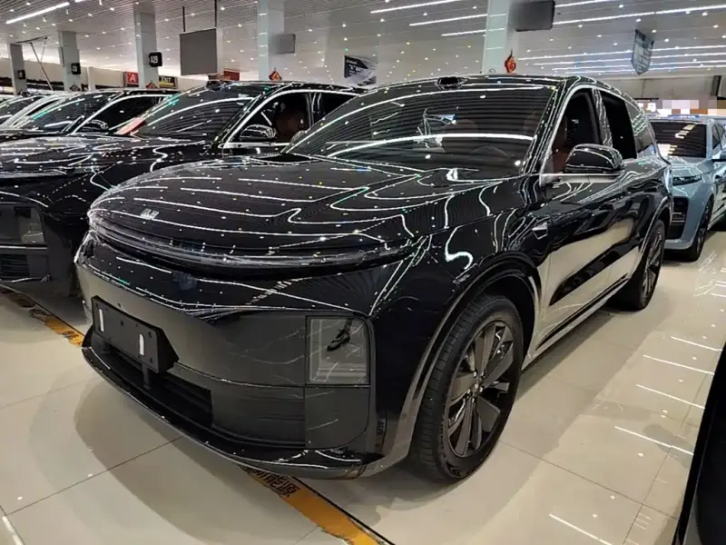 Li Auto L6