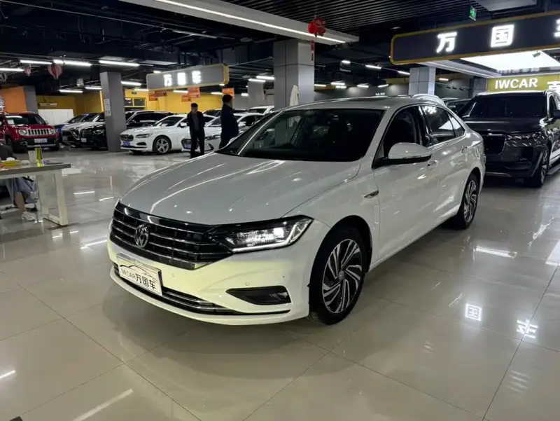 Volkswagen Sagitar