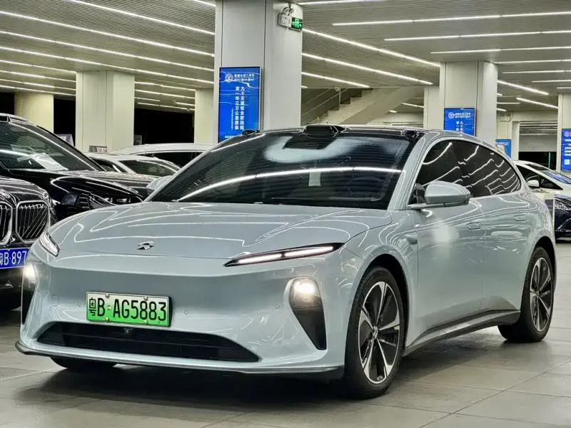 NIO ET5T