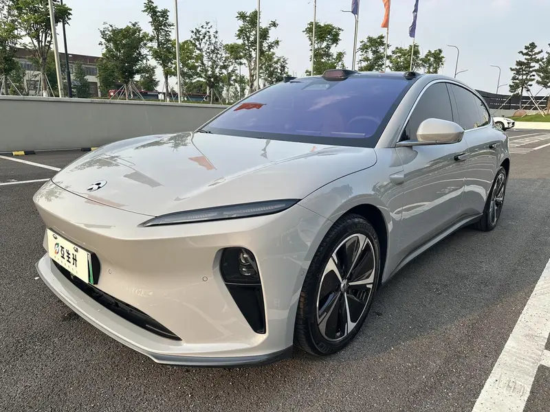 NIO ET5T