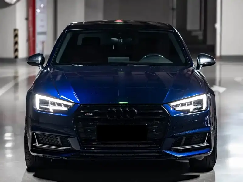 Audi S4