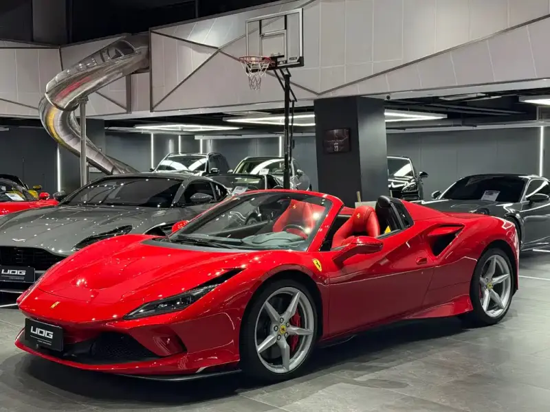 Ferrari F8