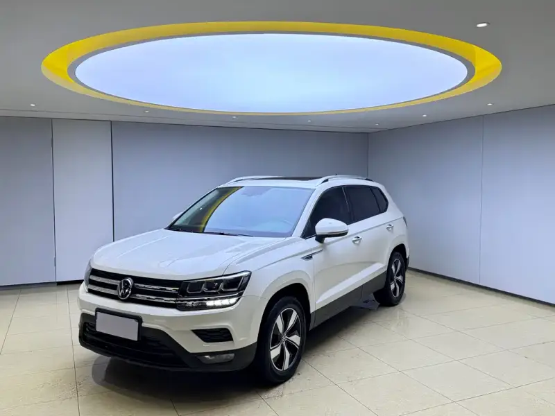 Volkswagen Tharu