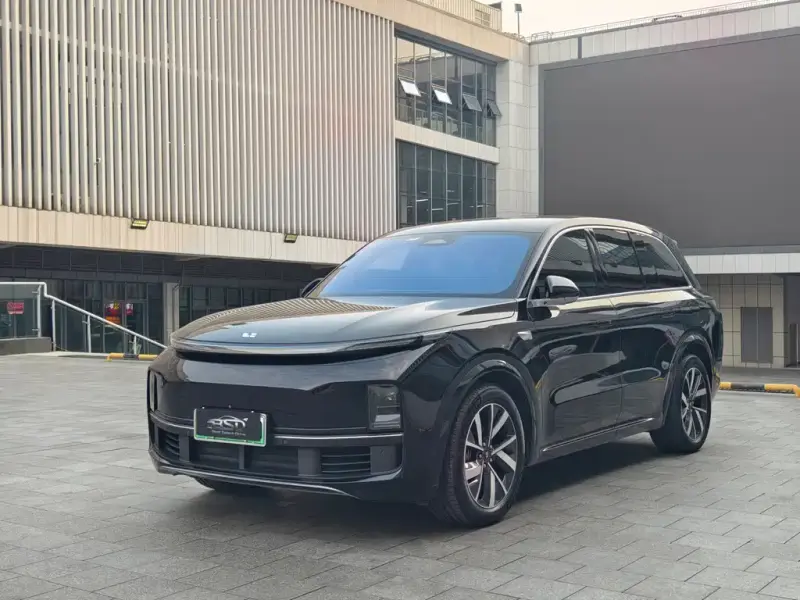 Li Auto L8
