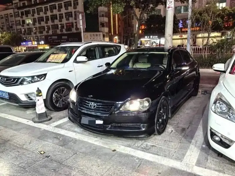 Toyota Reiz