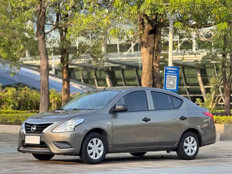 Nissan Sunny