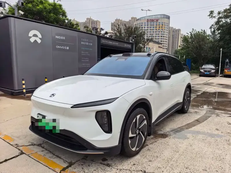 NIO ES6