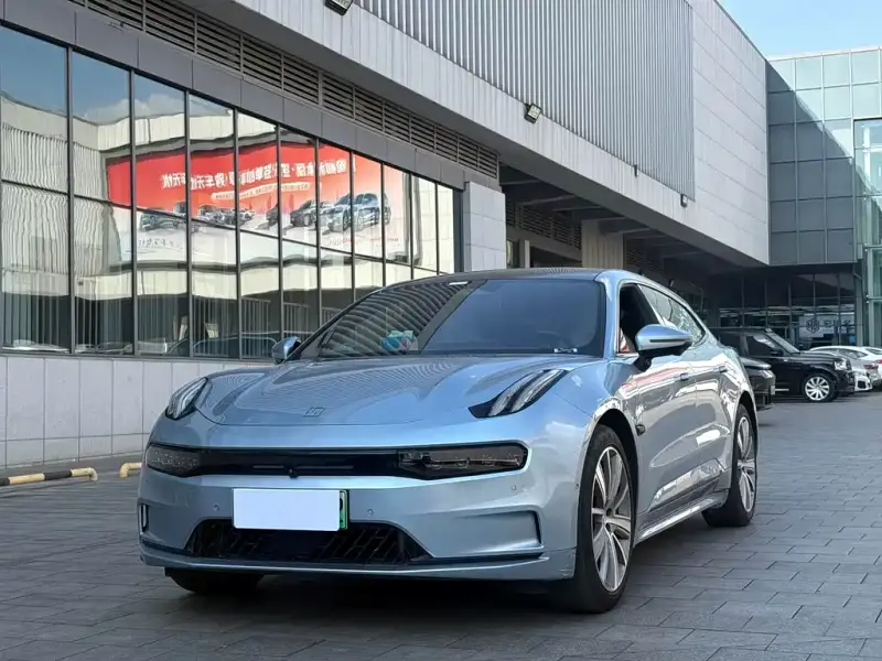 Zeekr 001