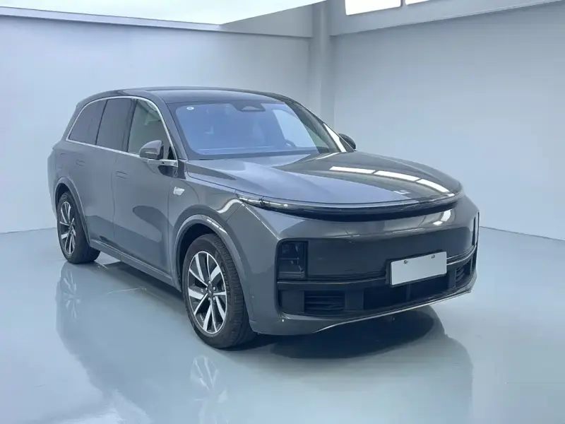 Li Auto L8