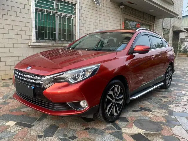 Venucia T90