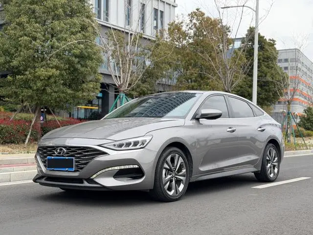 Hyundai Lafesta