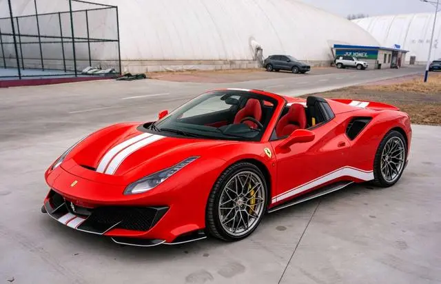 Ferrari 488