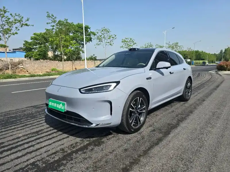 AITO M5