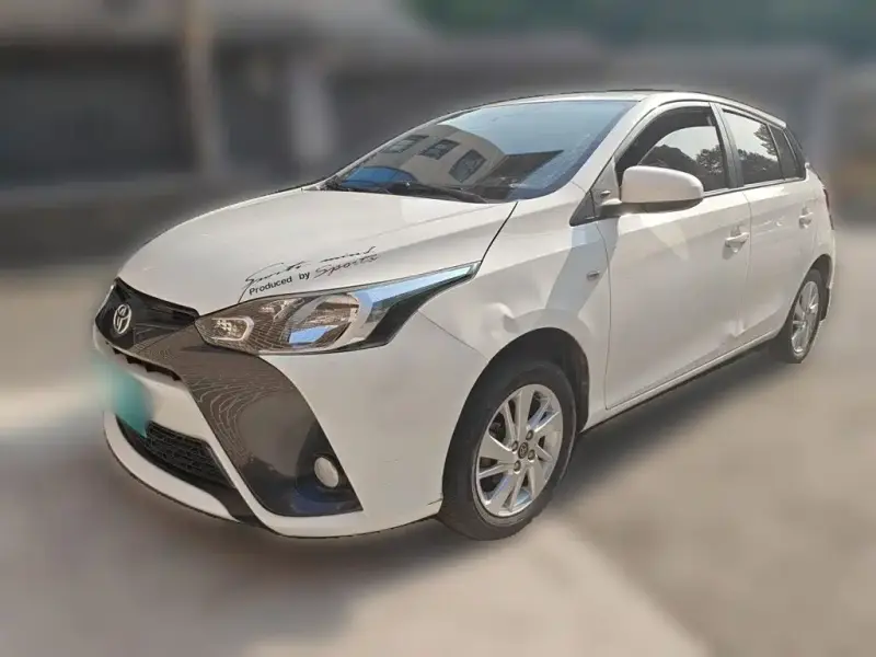 Toyota Yaris L