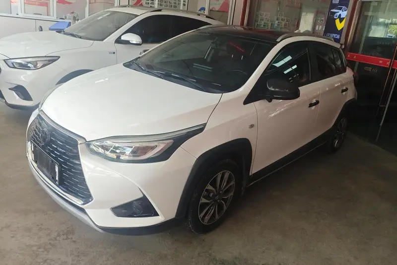 Toyota Yaris L