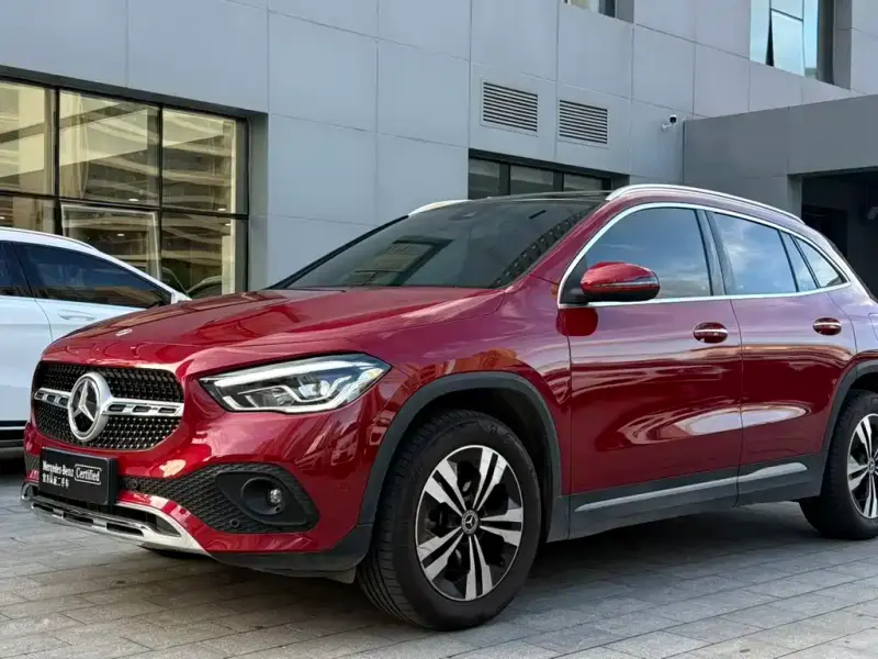 Mercedes-Benz GLA