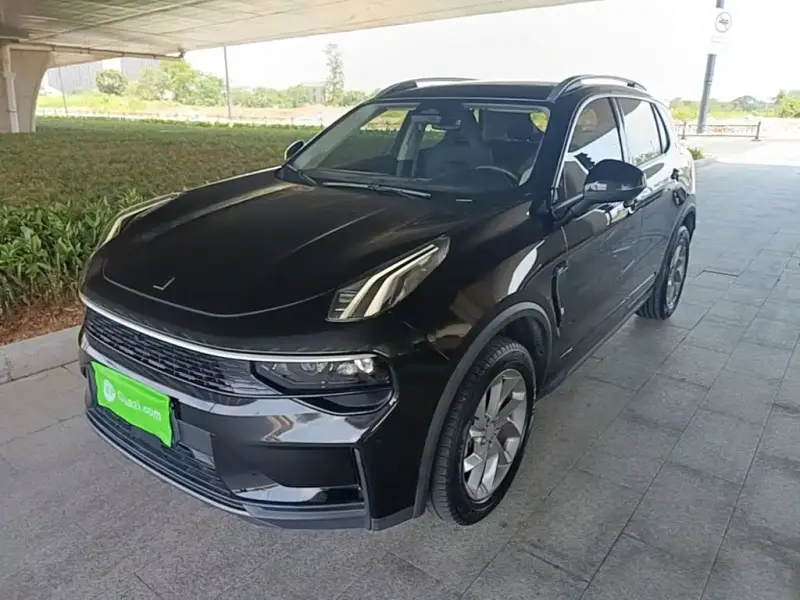 Lynk & Co 01