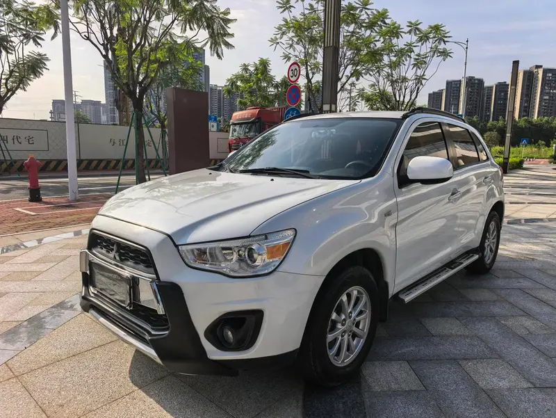Mitsubishi ASX