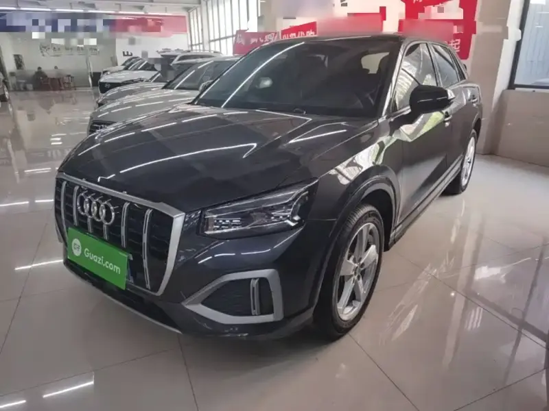 Audi Q2L