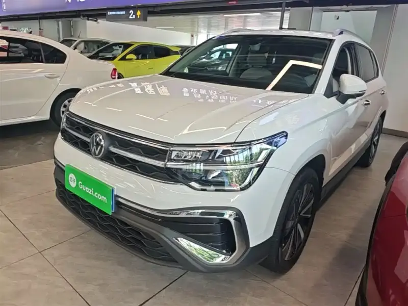 Volkswagen Tharu