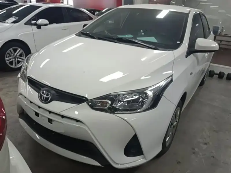Toyota Yaris L