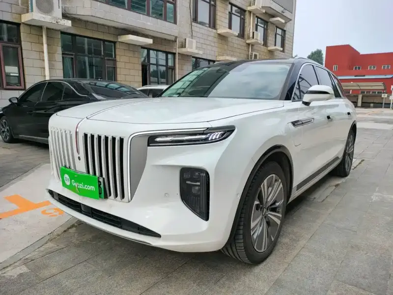 Hongqi E-HS9