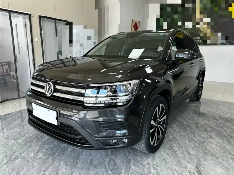 Volkswagen Tharu