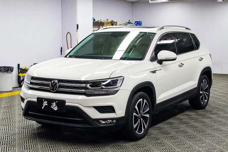 Volkswagen Tharu
