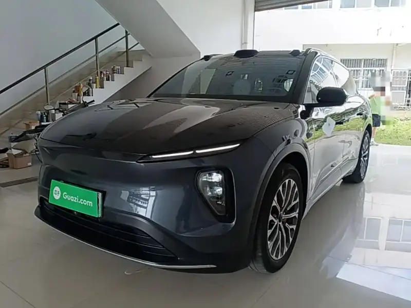 NIO ES6