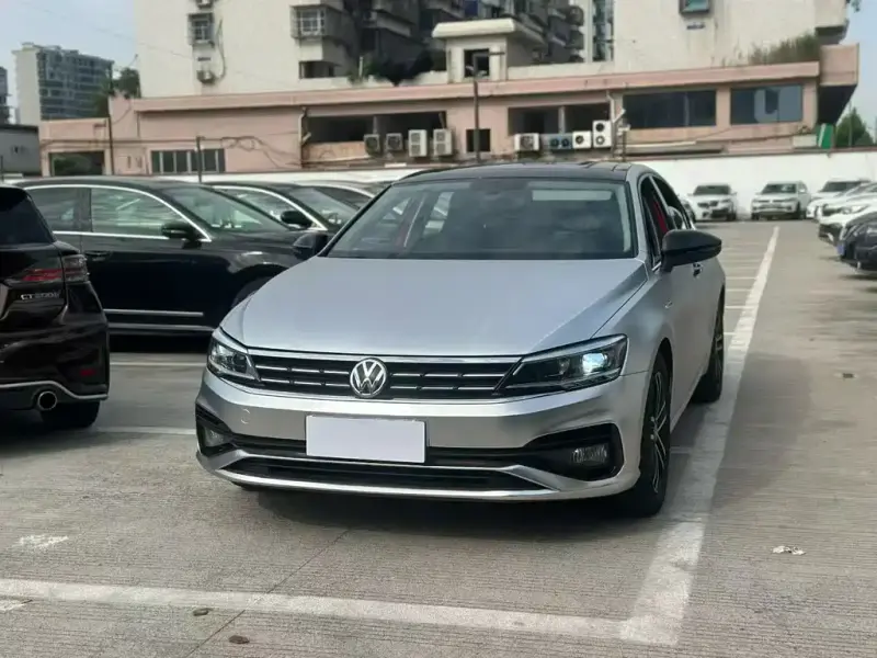 Volkswagen Lamando
