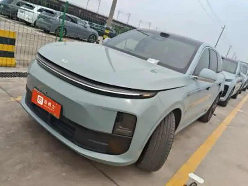Li Auto L6