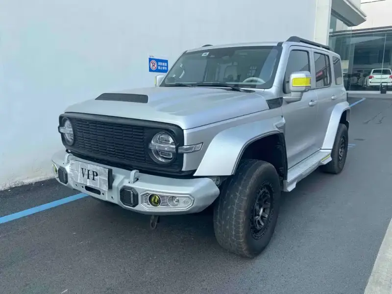 Tank 300