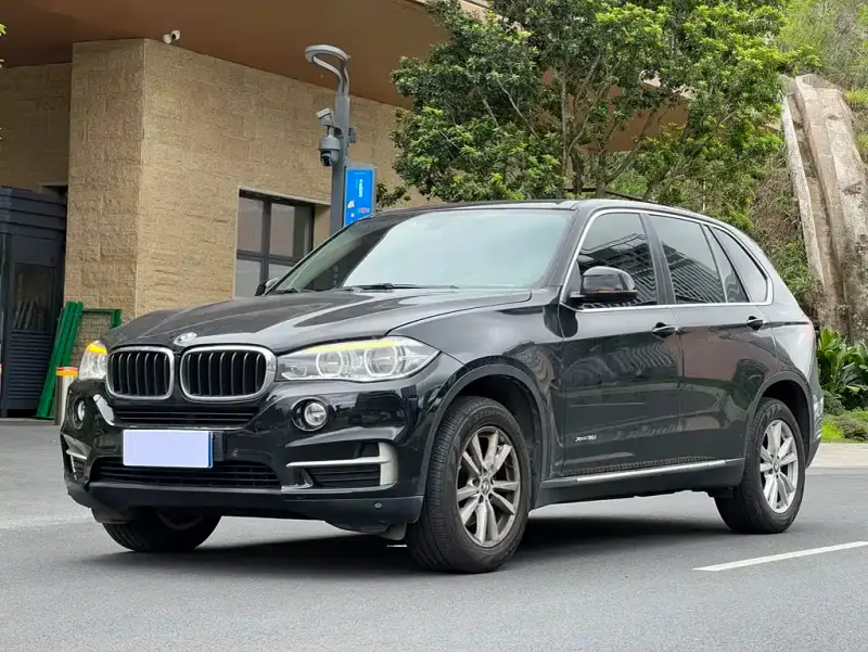 BMW X5 (Import)