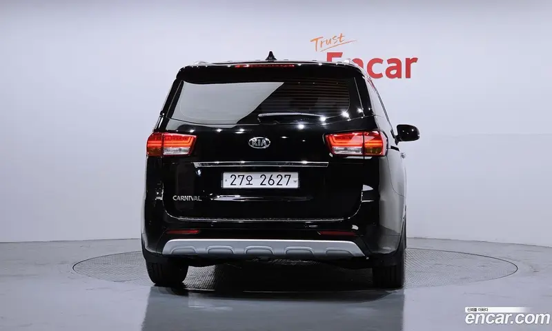 Kia Carnival (Canival)