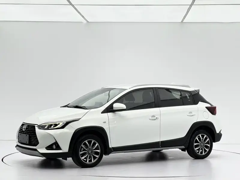 Toyota Yaris L