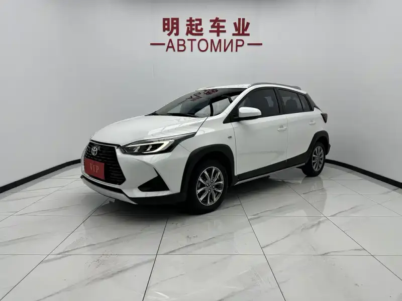 Toyota Yaris L