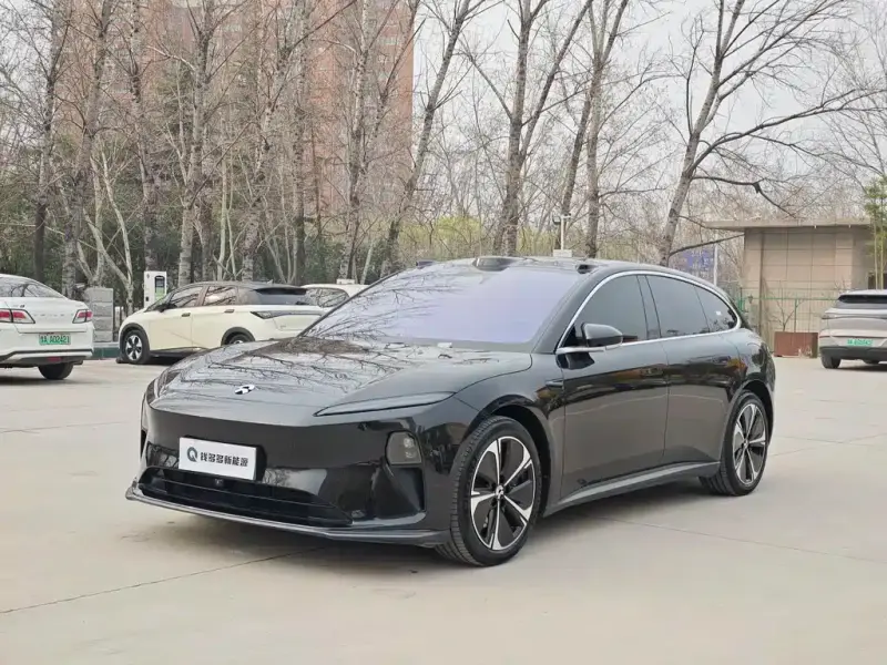 NIO ET5T