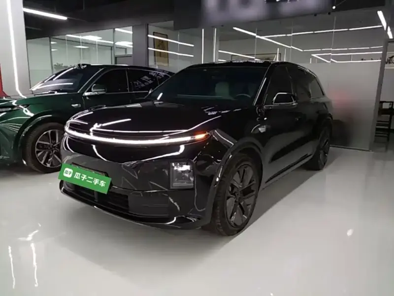 Li Auto L6
