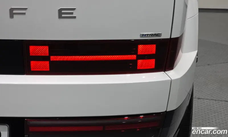 Hyundai Santa Fe (Santafe)