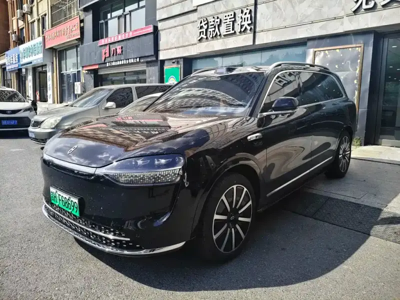 AITO M9