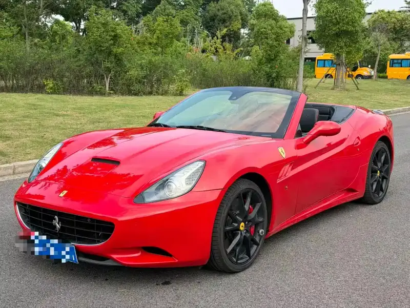 Ferrari California T