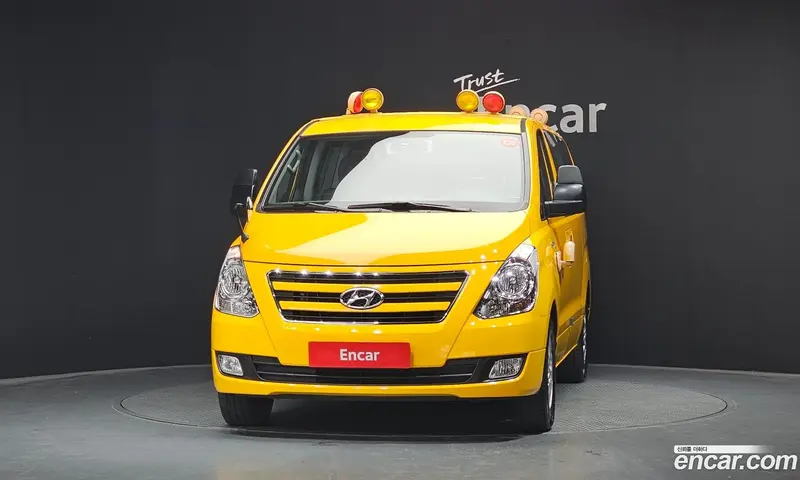 Hyundai H-1