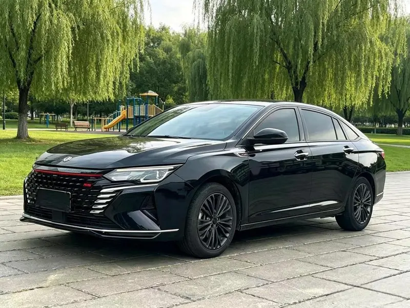 Dongfeng Fengshen Yixuan MAX