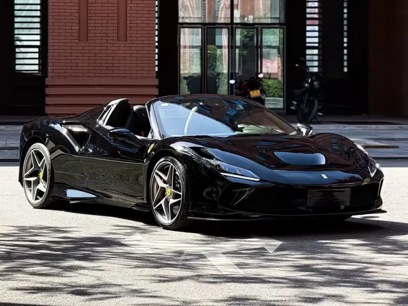 Ferrari F8