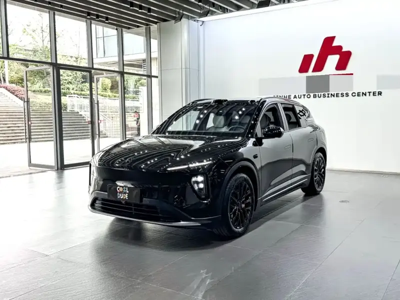 NIO ES6