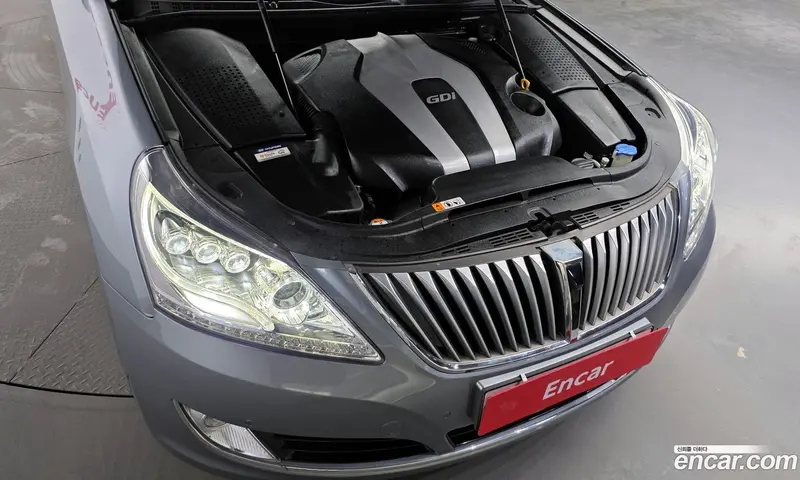 Hyundai Equus