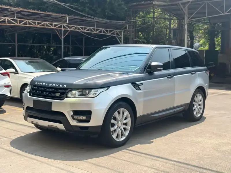 Land Rover Sport