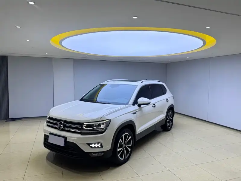 Volkswagen Tharu